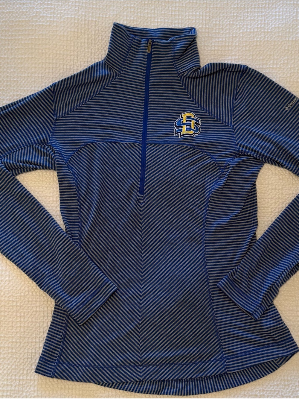 Columbia | South Dakota State Quarter-Zip | Size = Small